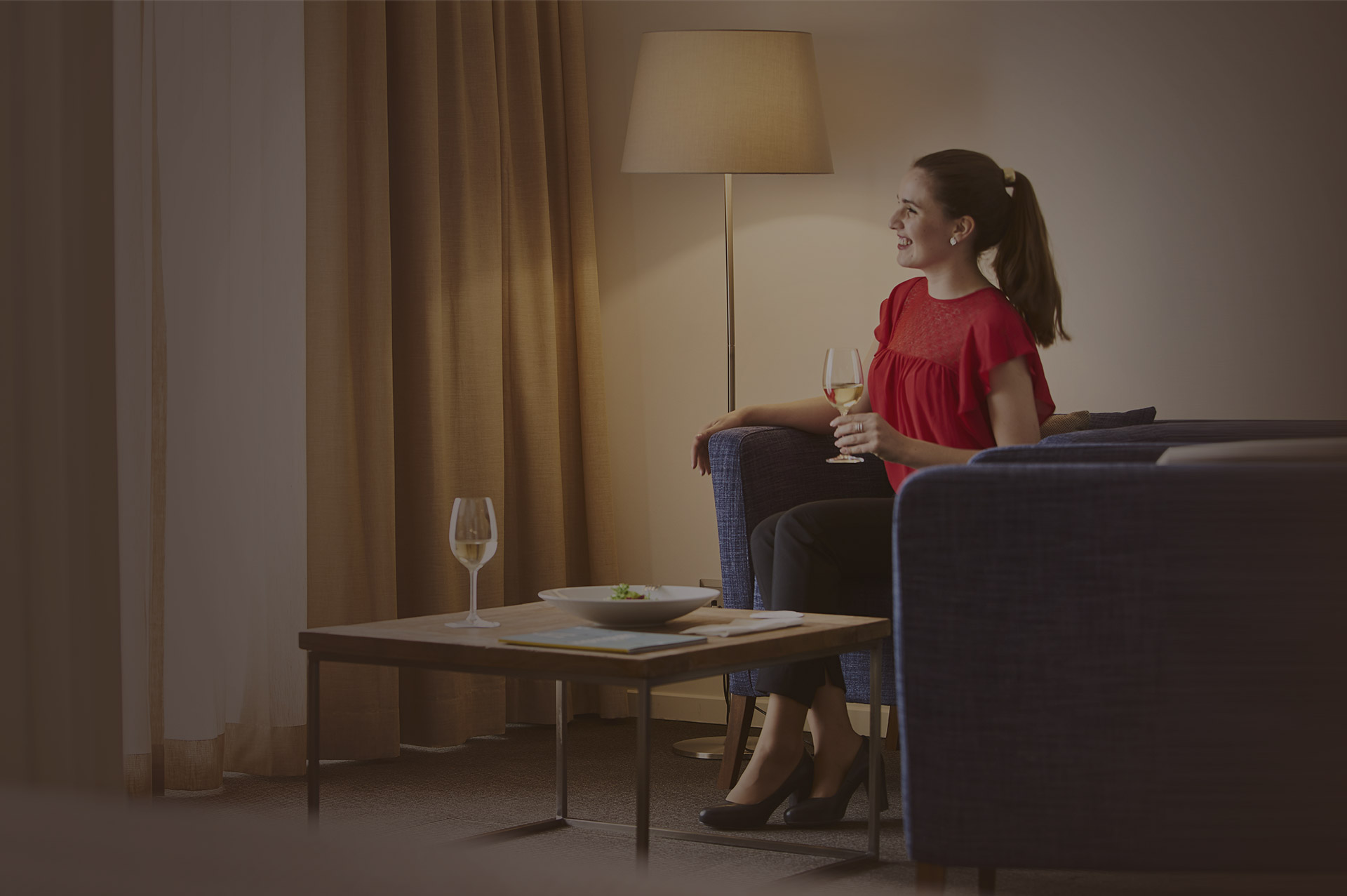 home_guesthouse_sectionbg2